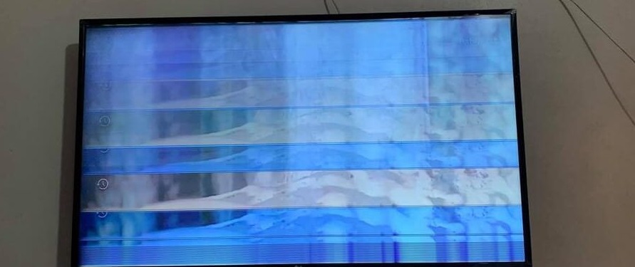Màn Hình Tivi Sony Bị Sọc Ngang Có Sửa Được Không?