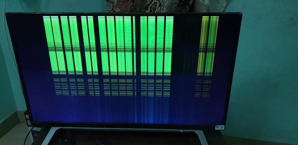 Sửa Tivi Bị Nháy Màn Hình Bao Nhiêu Tiền?