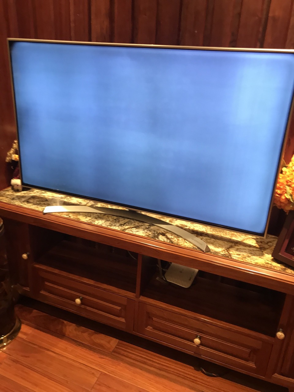 Thay Màn Hình Tivi Sony Bảo Hành Bao Lâu?